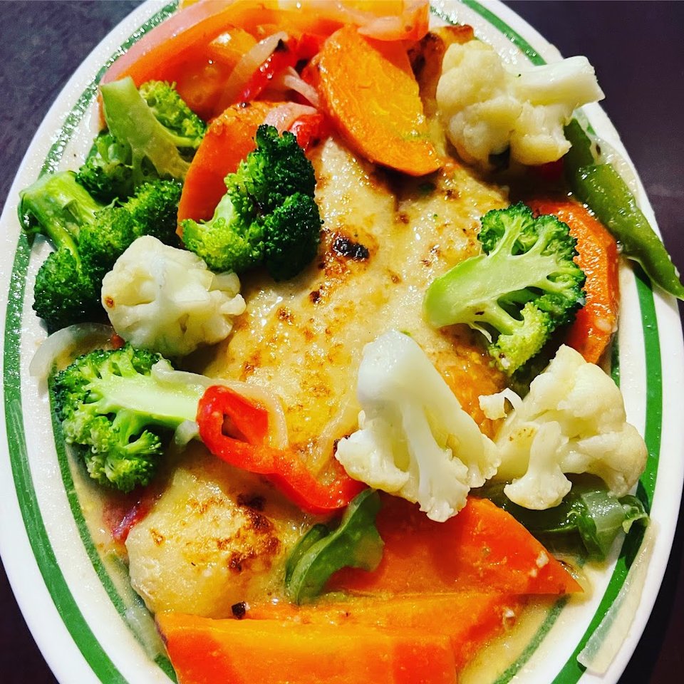 Filete de Pescado Al Vapor Con Vegetables